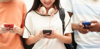 Advierten sobre trastornos ocasionados por Redes Sociales en adolescentes y jóvenes.