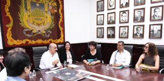 Recibe Ricardo Ahued a delegados del Congreso Internacional de Sociología Visual .