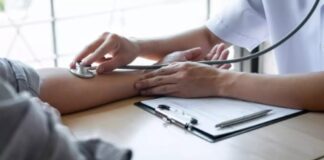 Llegada de Médicos cubanos a San Luis Potosí desata controversia.