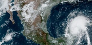 Reportan saldo blanco en Quintana Roo tras paso del Huracán Beryl.