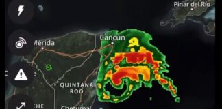 Beryl continúa como huracán categoría y tocara tierra cerca de las 5:40 horas.