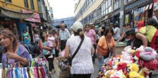 Estudio de posgrado aborda estereotipos de género en emprendimiento.