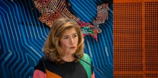 Hay que tenerle miedo a la IA sin bases éticas: UNESCO.