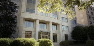 Conoce el Proyecto 25 que quiere cancelar Kamala Harris.