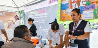 Colabora Ayuntamiento en Feria de la Salud.