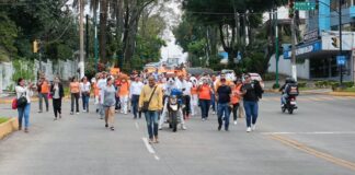 Protestan con marcha en #Xalapa por maltrato animal.