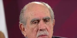 Pablo Gómez no padeció un infarto, aclara la UIF.