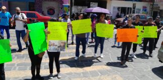 Exigen a alcalde de #Banderilla entregue a policías que mataron a Inocencio.