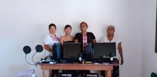 Mujeres logran primera concesión de radio afromexicana.