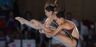 Clavadistas Alejandra Orozco y Gabriela Agúndez finalizan en quinto lugar de sincronizados de 10 metros.