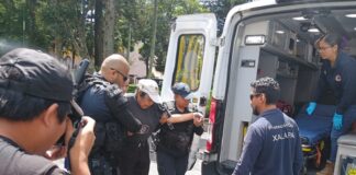 Sufre infarto persona mayor acarreada por Juan Piedra.