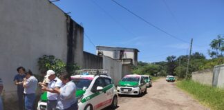 Grúas Grumex continúa sin entregar taxi a su propietario funcionario de la FGE no acudió a la cita que tenía en el corralón.