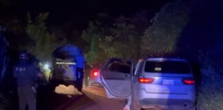 Hallan dos cuerpos baleados en camino de terracería de Jáltipan-Soconusco .