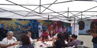Realizan una jornada de bordados para visibilizar a personas desaparecidas #Veracruz .