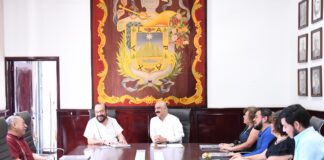 Refrendan locatarios del mercado Jáuregui respaldo a Ricardo Ahued.