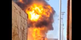 #Video: Se registra fuerte incendio al interior de instalaciones portuarias en #Veracruz.