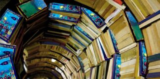 «Hay otros pueblos como nosotros que no se rinden al monstruo»: EZLN