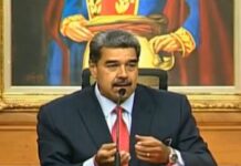 A Maduro no se juzga por ser presidente comunista .