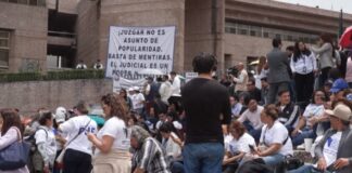 Estalla paro nacional de Juzgadoras y juzgadores en la mayor crisis de justicia en México .