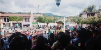 Indígenas purépechas se alzan en armas contra el narco en Michoacán #México