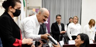 Entrega Ricardo Ahued Premio Municipal de la Juventud 2024.