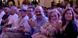 Asiste Ricardo Ahued a apertura del Festival Internacional de Tunas Femeniles