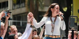 Entre secuestros de Maduro y nominaciones a premios Corina Machado logra gran convocatoria en Venezuela