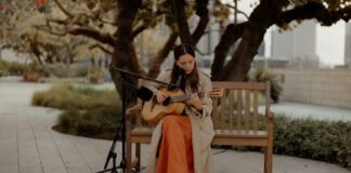 Natalia Lafourcade comparte versión acústica de “Pajarito Colibrí”.
