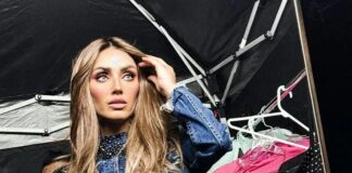 Anahí se emociona al regresar a los foros de televisión: “huele a mi infancia”.