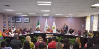 Recibe Congreso de Veracruz el VI Informe del Presidente de la República.b