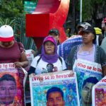 Piden madres y padres de Ayotzinapa a Segob no criminalizarlos ni reprimirlos