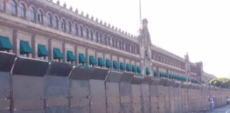 Que siempre no se va su rancho. AMLO se queda a “aclimatarse” en CDMX.