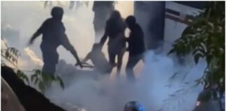 Policías de Salomón Jara en Oaxaca patean y agreden a estudiantes normalistas #Video