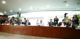 Comisiones en Senado aprueban dictamen sobre inimpugnabilidad de reformas constitucionales.