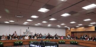 Comisión de Puntos Constitucionales de la Cámara de Diputados se declaró en reunión permanente.