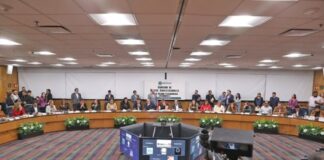 Comisión de Puntos Constitucionales aprobó reformas que impiden impugnar modificaciones a Carta Magna