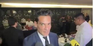 Cristián de la Fuente vuelve a confiar en el amor y presume novia.