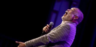 Romanticismo, calidad musical y excelente voz de Francisco Céspedes .