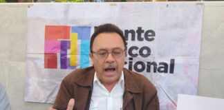 Acosta Naranjo impulsará consulta ciudadana en Xalapa pro nuevo partido.