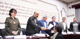 Entrega Ricardo Ahued Estímulos a la Cultura 2024.