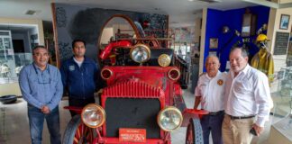 Bomberos de Xalapa, participarán en la 14ª Exposición de Autos Antiguos