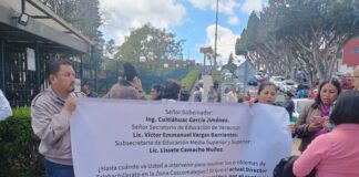 Exigen destitución de Rubisel Ventura del Telebachillerato en Coscomatepec #Veracruz