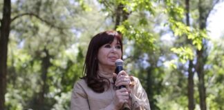 Cristina Cristina Kirchner condenada a seis años de prisión por presunta corrupción.