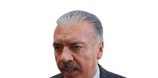 Urge a regular operaciones financieras que brindan créditos al magisterio.