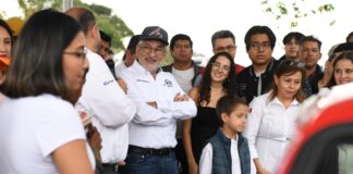 Inaugura Alberto Islas la 14ª Exposición de Autos Antiguos de Xalapa 2024.