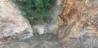 Fallecen dos mineros por derrumbe de mina de Badiraguato, Sinaloa. Foto @RadioTr3s60