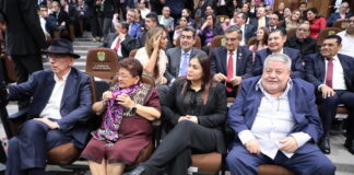 El detalle de Rocío con Dante Delgado.