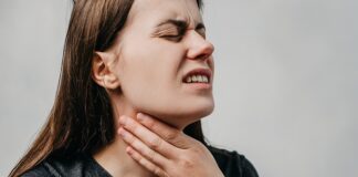 Conoce los síntomas de la disfagia.