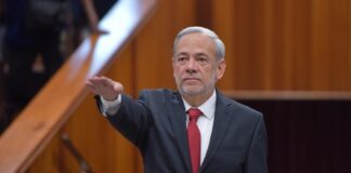 Reeligen a Domingo Bahena Corbalá como secretario general del Congreso.