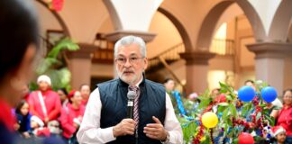 La Rama llega a Palacio Municipal de Xalapa.